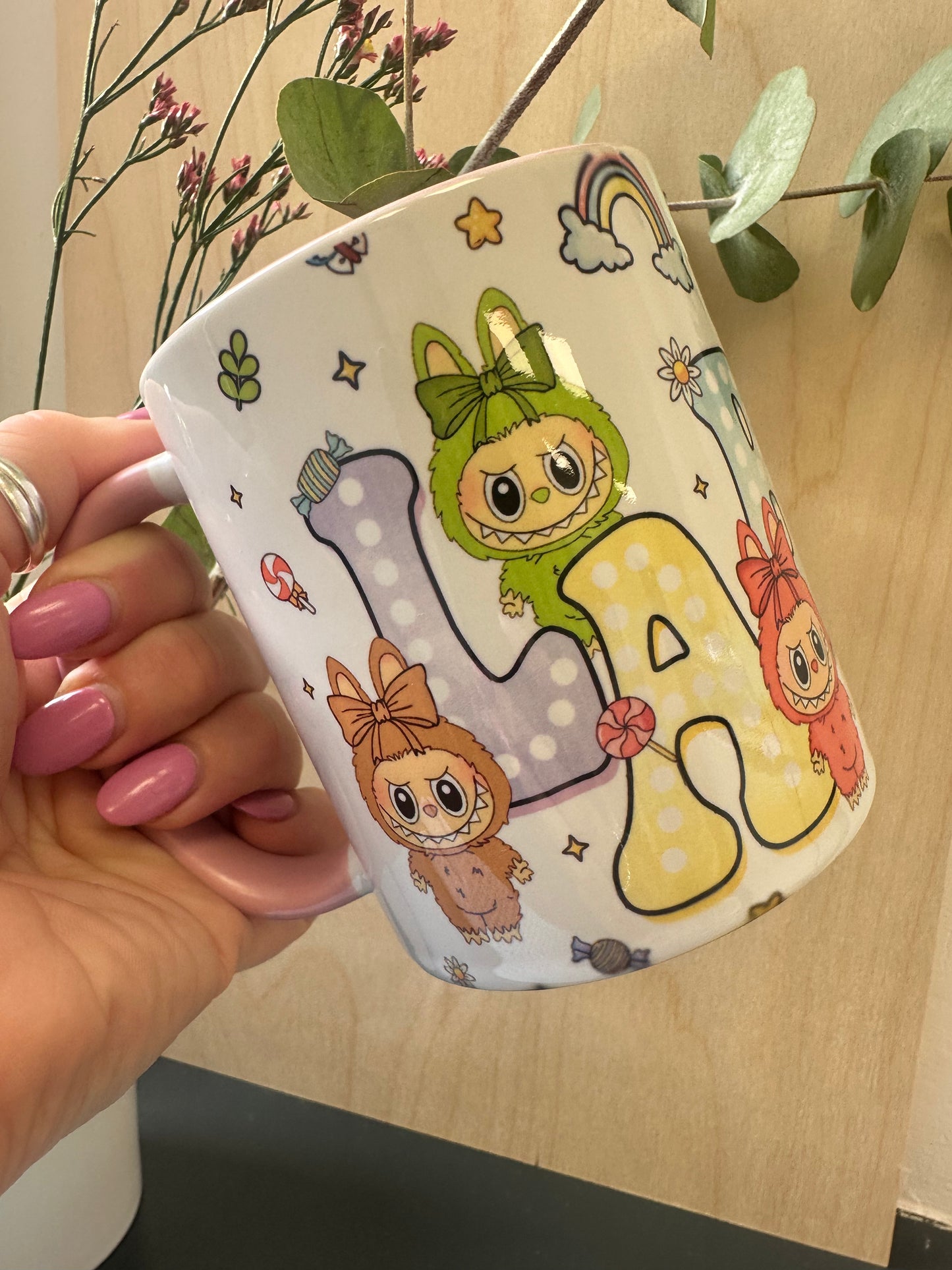 Little monsters mug with pink handle